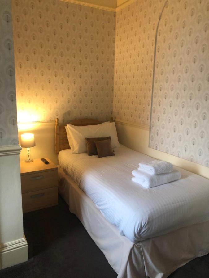 Melton Guest House York Esterno foto