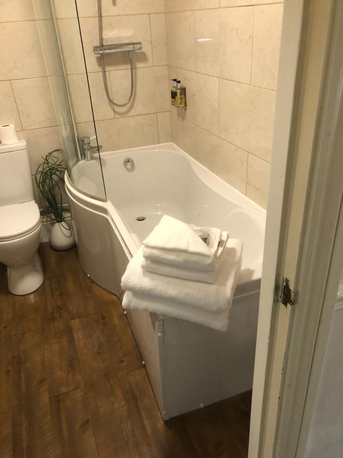 Melton Guest House York Esterno foto
