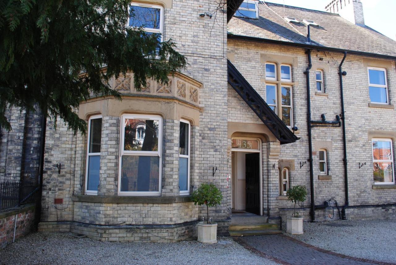 Melton Guest House York Esterno foto