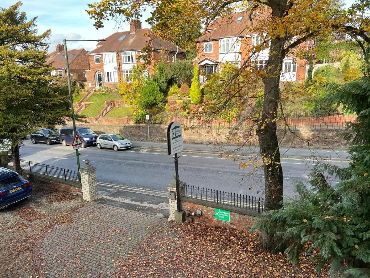 Melton Guest House York Esterno foto