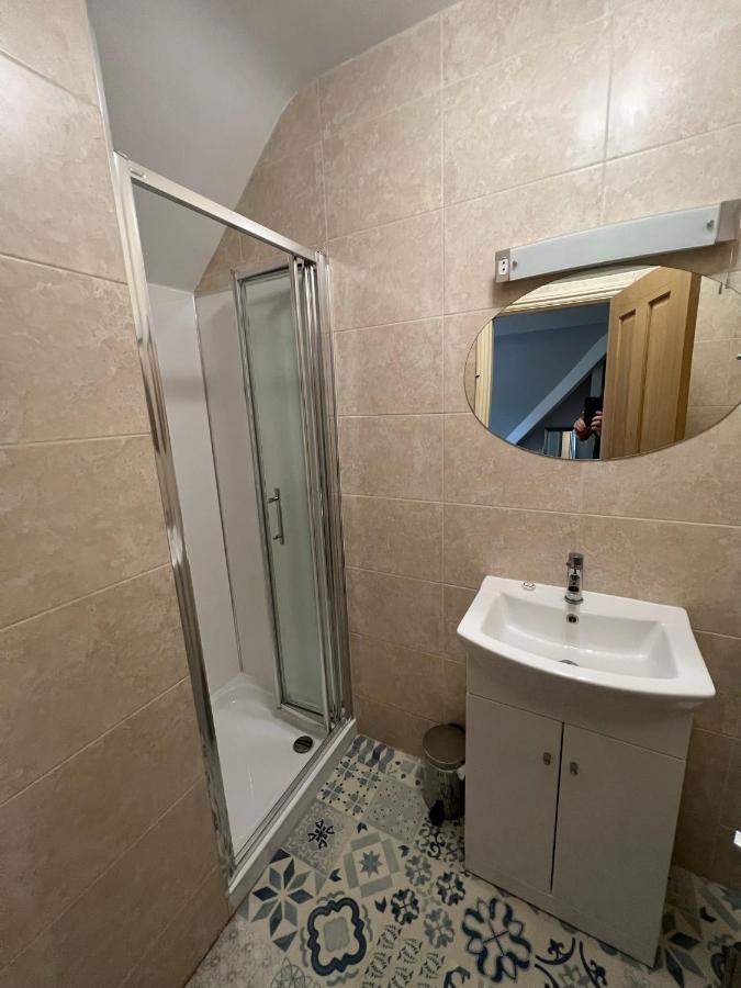Melton Guest House York Esterno foto