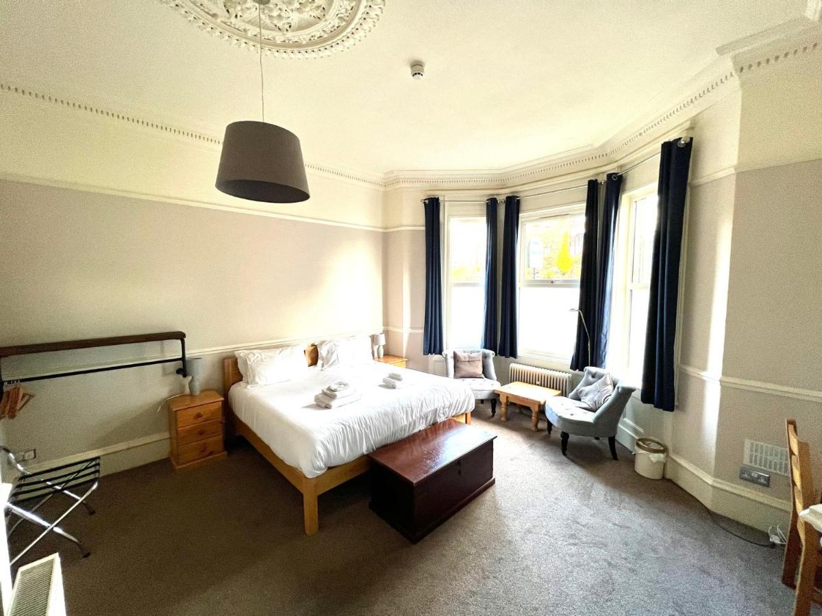 Melton Guest House York Esterno foto